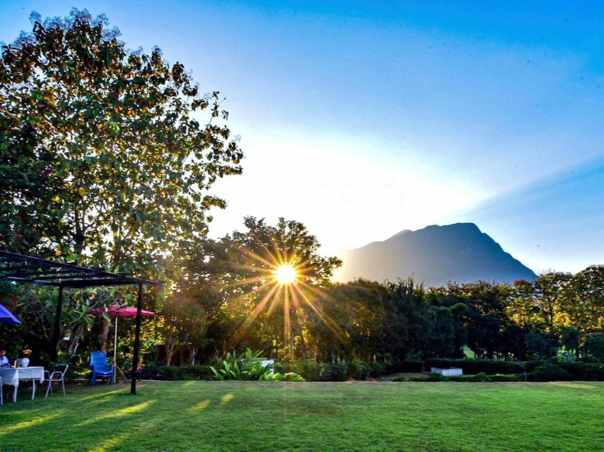 Serenity1 Homestay Chiang Dao Buitenkant foto