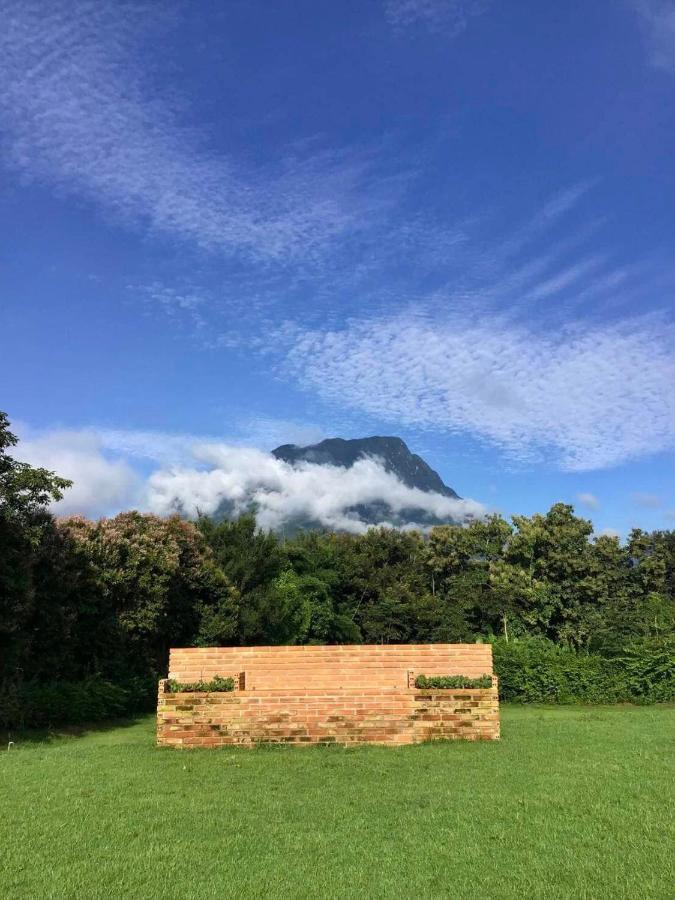 Serenity1 Homestay Chiang Dao Buitenkant foto